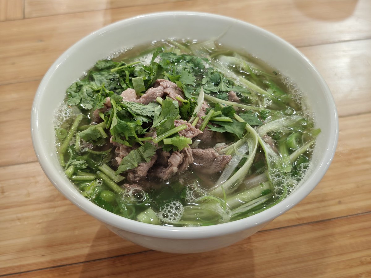 戸松せな tweet media