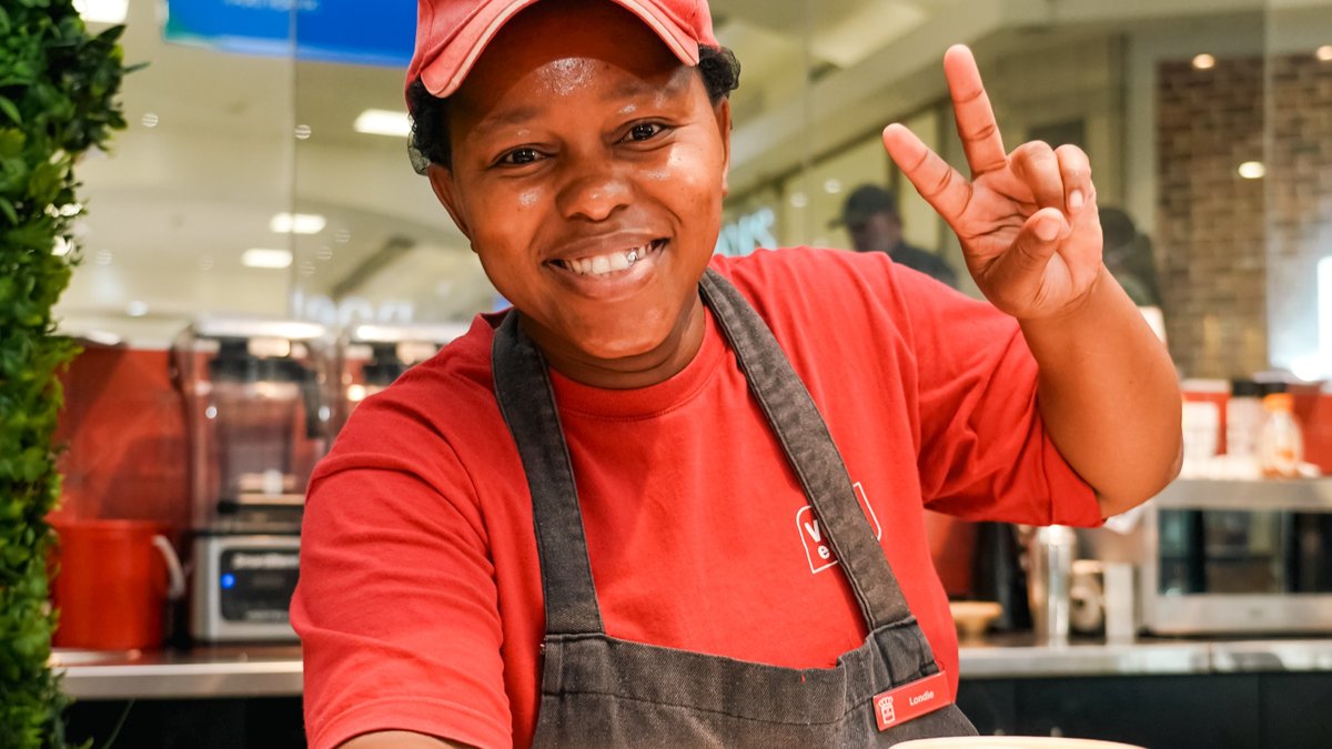 LibMidlandsMall's tweet photo. Decadent cakes, fresh doughnuts, and a coffee moment with mom worth sharing. Find all the goodness at @vidaecaffe. 

Tell us what is your go-to order? https://t.co/QAUgcU6nlc