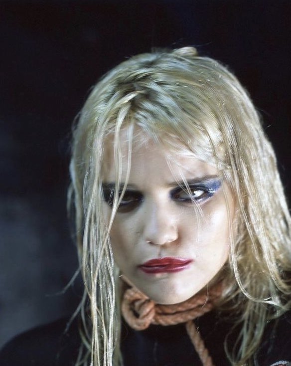skyfarchive's tweet photo. sky ferreira for libertin dune magazine (2017) https://t.co/WwsqMboDlq