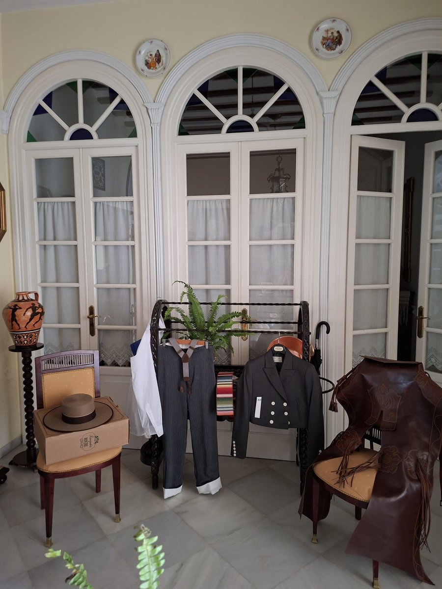 ManzanasFujis's tweet photo. Los viernes de Recorrido en "casa de la abuela" 😍.
#Romería26 #Moguer #Montemayor https://t.co/eiTYW1eg5T