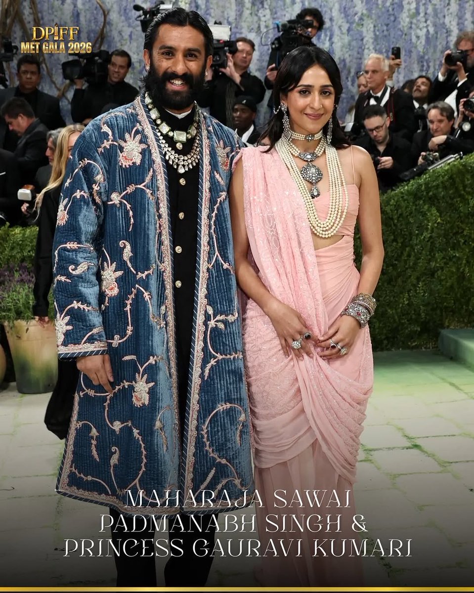 suyashpachauri's tweet photo. #MetGala2026 #MetGala #FashionIsArt #DPIFF #Fashion #InternationalCelebs #IndianFashion #Couture #RedCarpet #Style #CelebrityFashion #SuyashPachauri https://t.co/9BUnW8phHD