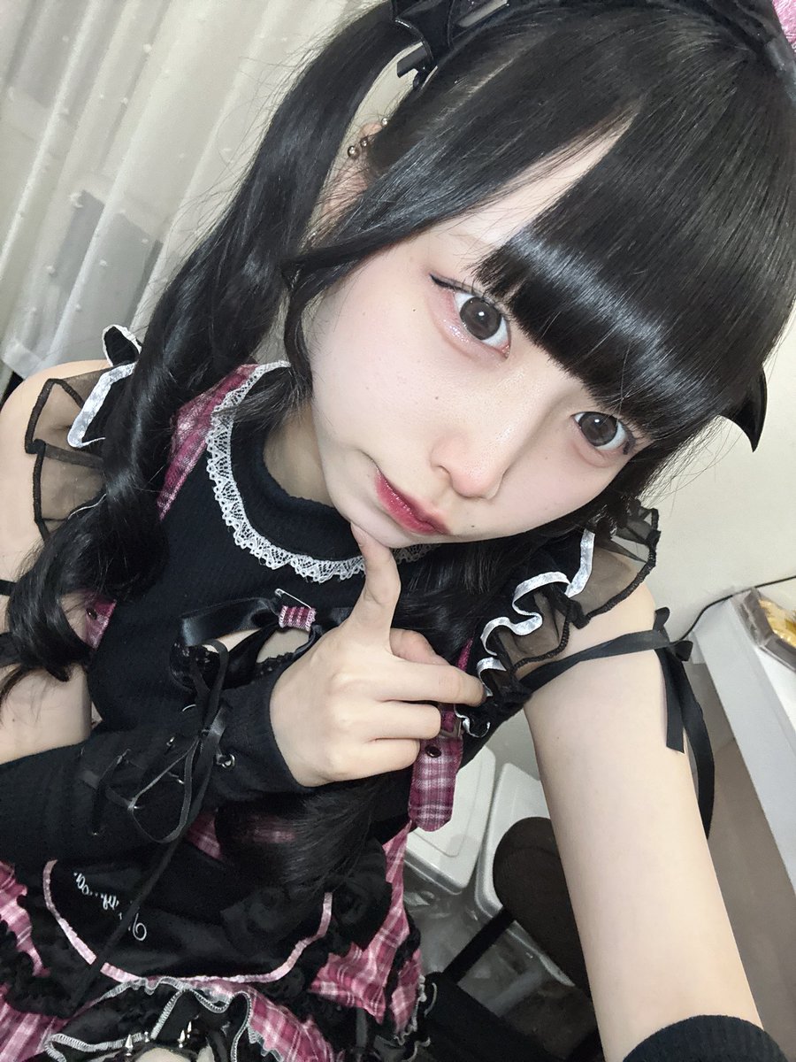 Post by りりにゃ on X: (ˆ⩌⩊⩌ˆ)*