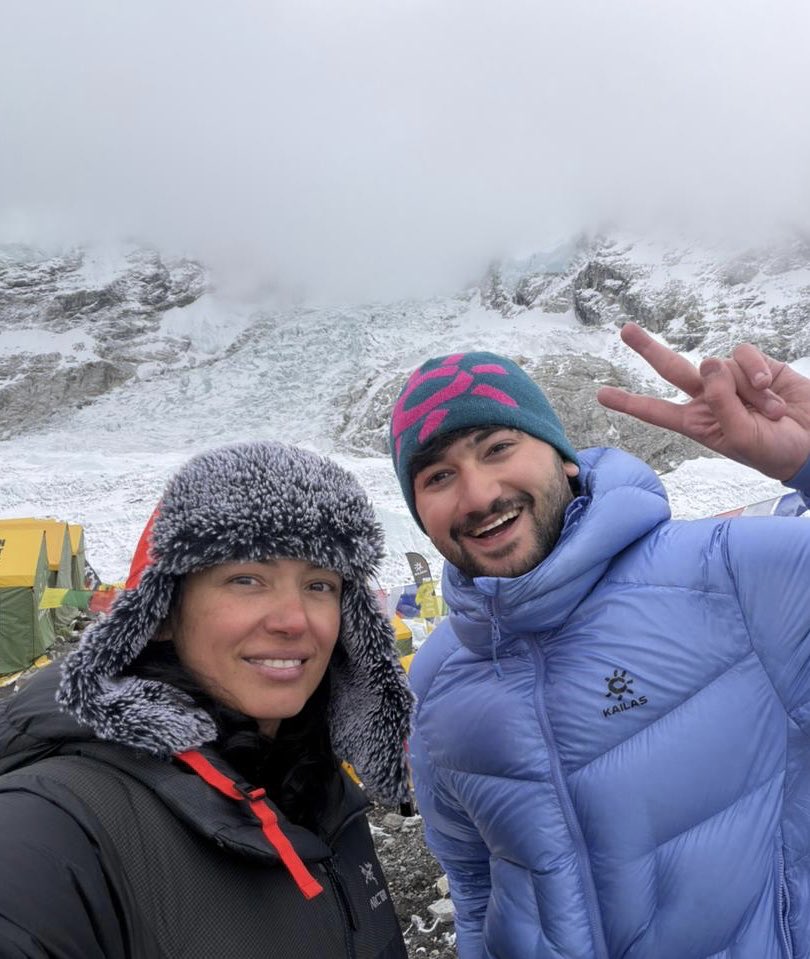 KarakoramClub's tweet photo. EVEREST EXPEDITION 2026 UPDATE
—————

@ShehlaSheikh291 is back at Everest Basecamp after successful rotation till fixed line of Camp 3 reaching approx. 6700m.

Time for some well deserved rest. 

Expedition Organizer: @Shehrozekashif2 

#ShehlaSheikh #ShehrozeKashif https://t.co/b76szKT2wB