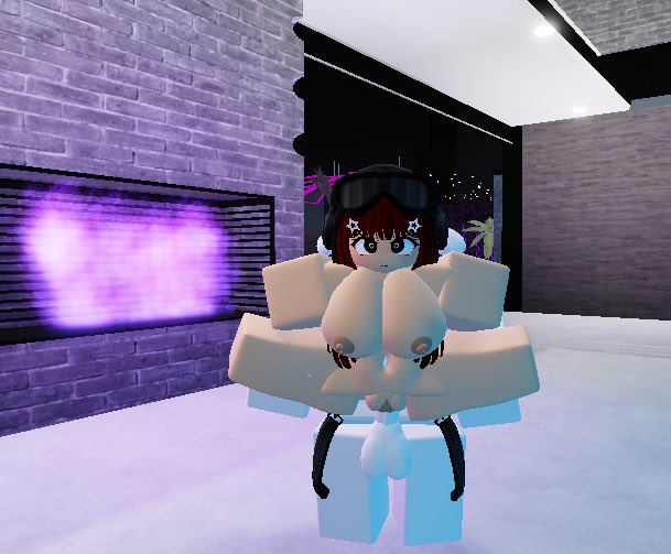 Moonshamp's tweet photo. มีแมพนะค้าบเล่นได้ตลอด #robloxcondos #robloxcondo #condo #robloxsex https://t.co/YxgumGGUhF