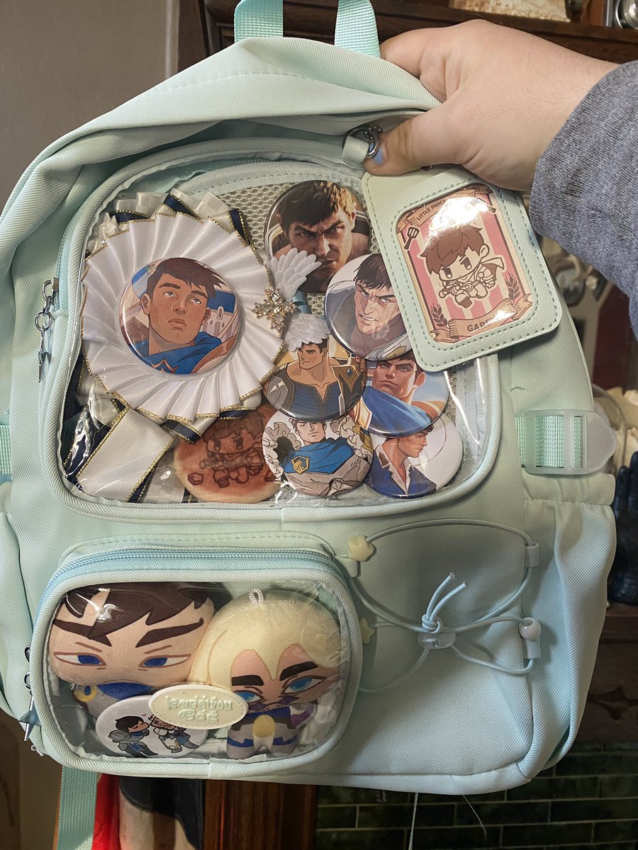 BAST ⛨ Garen's Shield! tweet media