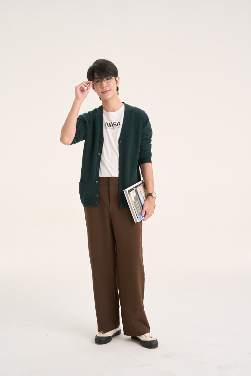 WEIRDO-101 แรงโน้มถ่วงระหว่างเรา tweet media