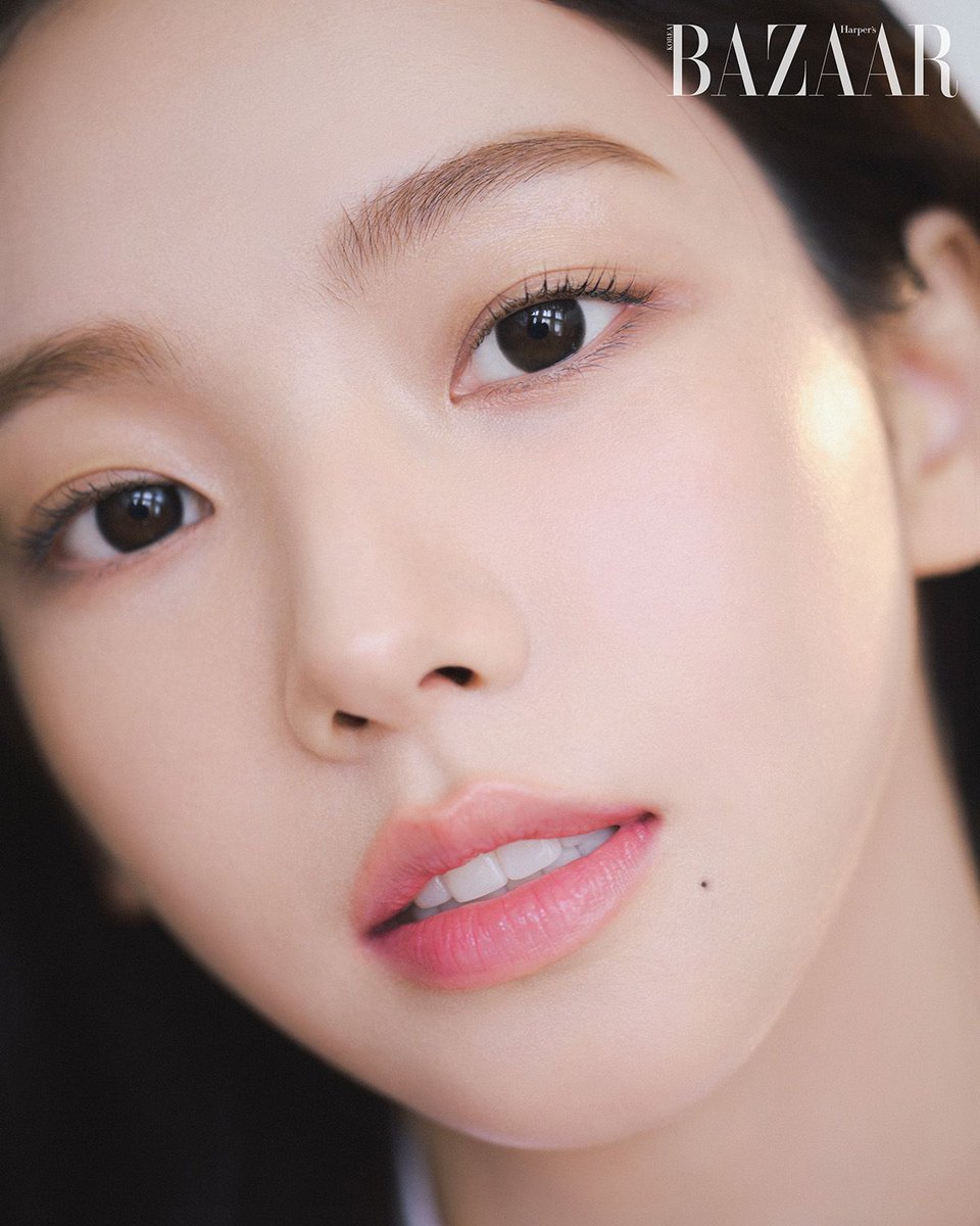 순간의 카리나 tweet media