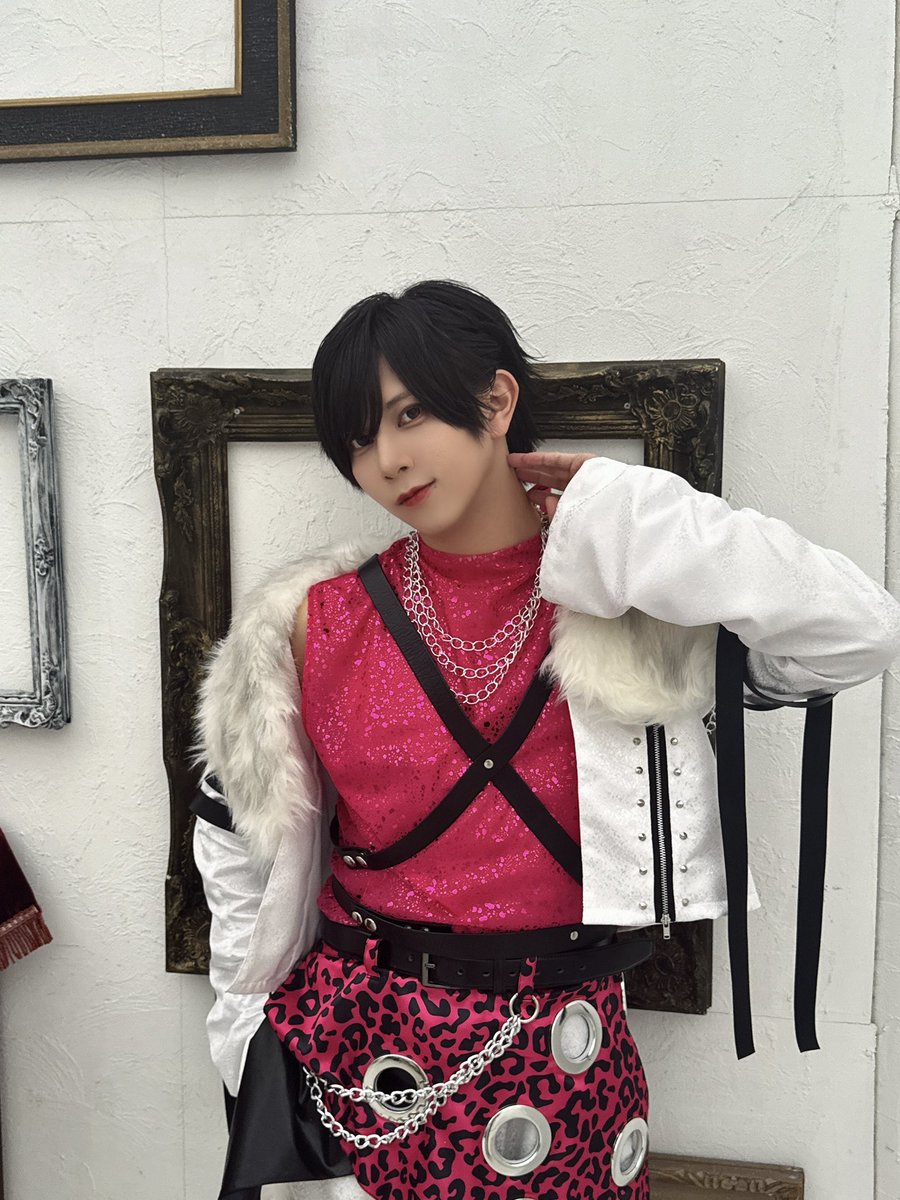 tigerlily_shu's tweet photo. 🐯🩷 https://t.co/rAsgdrIi1Z
