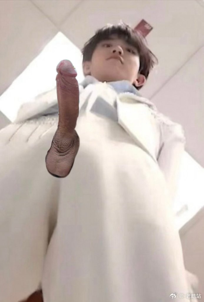 4Tiamo's tweet photo. 苏新皓这种露阴癖会在没人的角落掏出蛙鞭对着美棍的照片狂撸 https://t.co/2aeUis5uRI