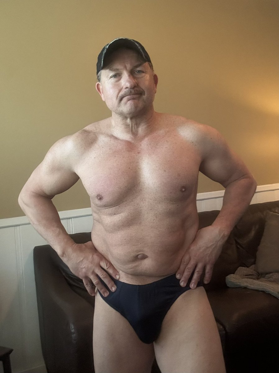 Russell The Author tweet media