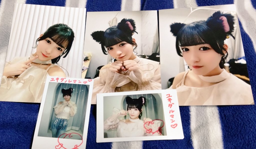 Mooove!オンラインサイン会の、四季ちゃんチェキと自撮りブロマイド