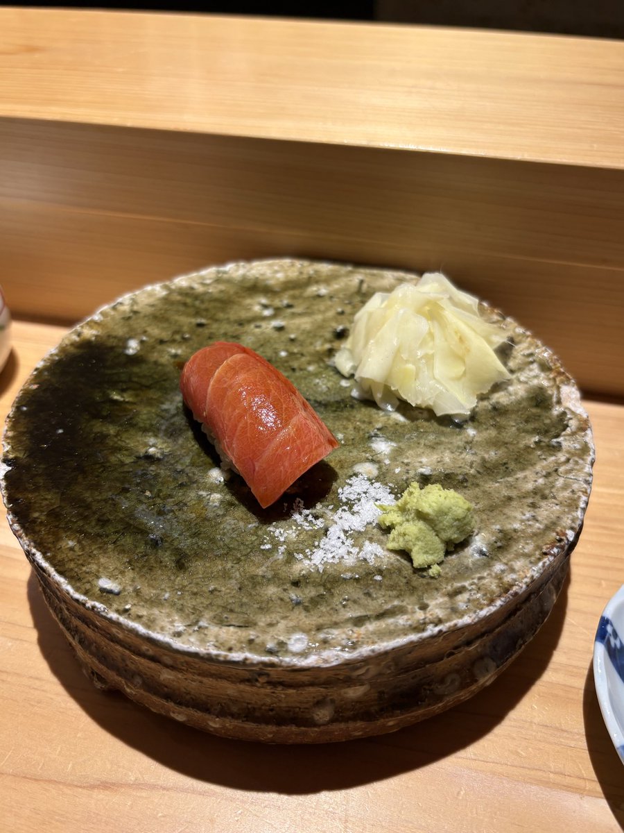 はな tweet media