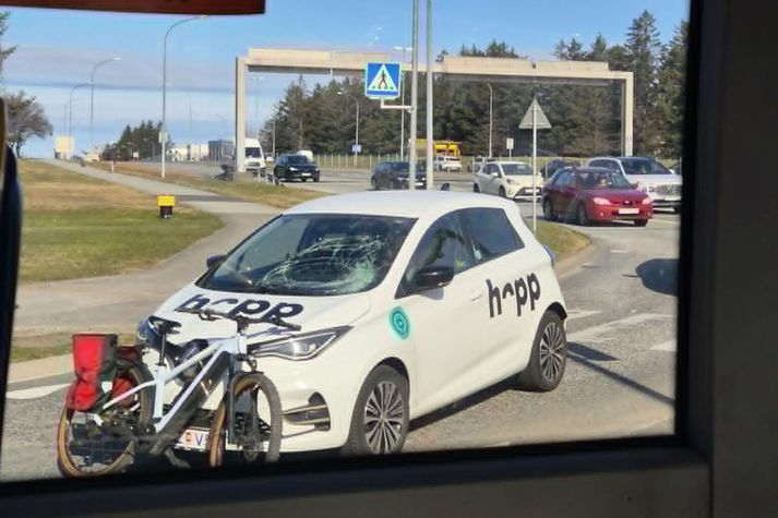 danielfj91's tweet photo. Svona beygjuvasar í byggð eru drápstól https://t.co/GEtKWkoI2Q