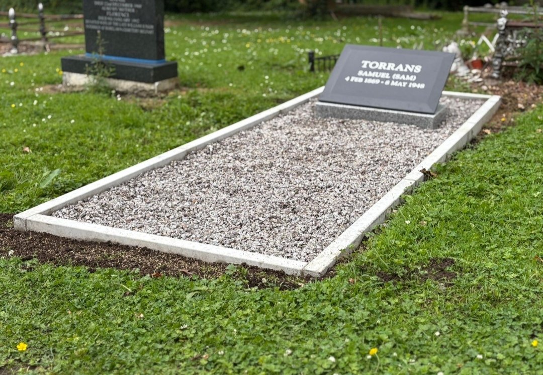 abacus_2000's tweet photo. 3/3

Work is well on its way to completion and we will see the result in the coming weeks once the blue plaque is completed.

Sam Torrans is buried in the City Cemetery (Plot M1/579)

❤️🤍💙 https://t.co/RYrSZ5hGTV