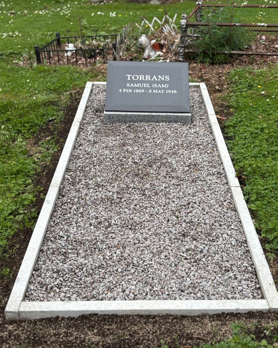 abacus_2000's tweet photo. 3/3

Work is well on its way to completion and we will see the result in the coming weeks once the blue plaque is completed.

Sam Torrans is buried in the City Cemetery (Plot M1/579)

❤️🤍💙 https://t.co/RYrSZ5hGTV