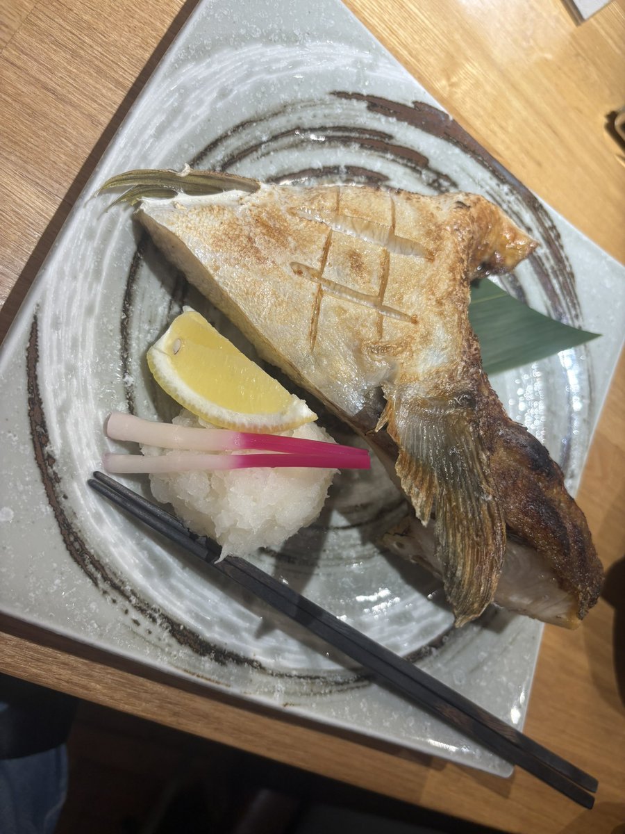 だるま tweet media