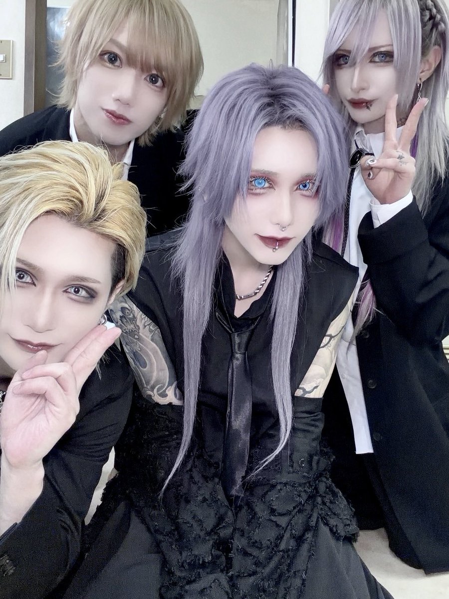 ハオ Official tweet media