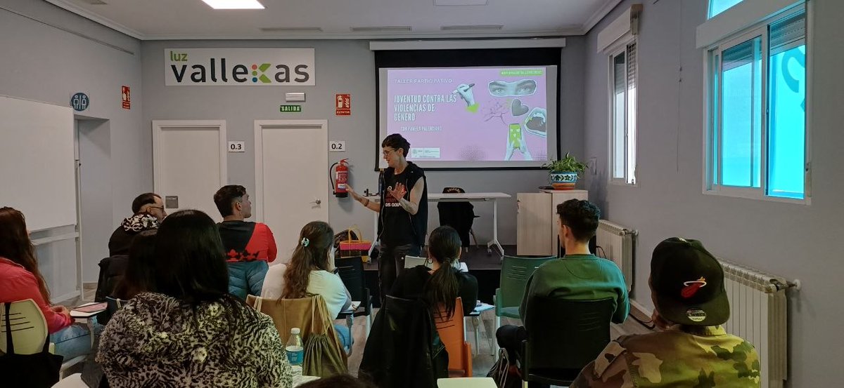 EAPN España tweet media