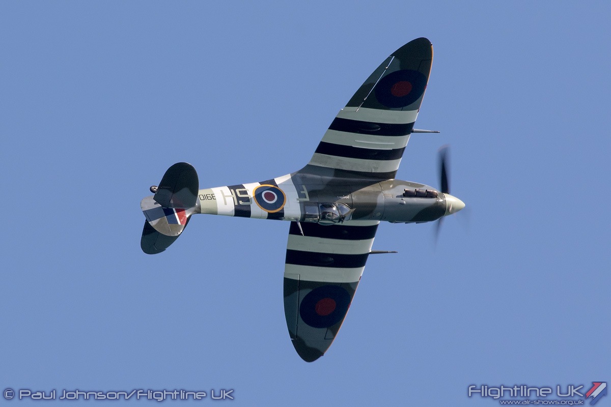 flightlineuk's tweet photo. AIRSHOW NEWS: Battle of Britain Memorial Flight to soar over @ClactonAirshow  2026 in year of Spitfire’s 90th anniversary

https://t.co/k2uxXSA6p8

#airshows #avgeek #airdisplays https://t.co/D0rlxPuJme