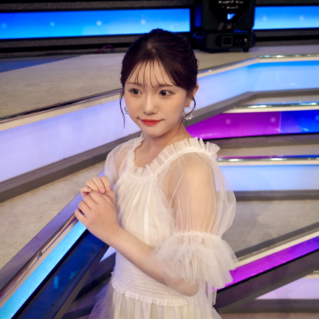 このあと9時からは #ミュージックステーション ！鈴木新彩アナが出演し