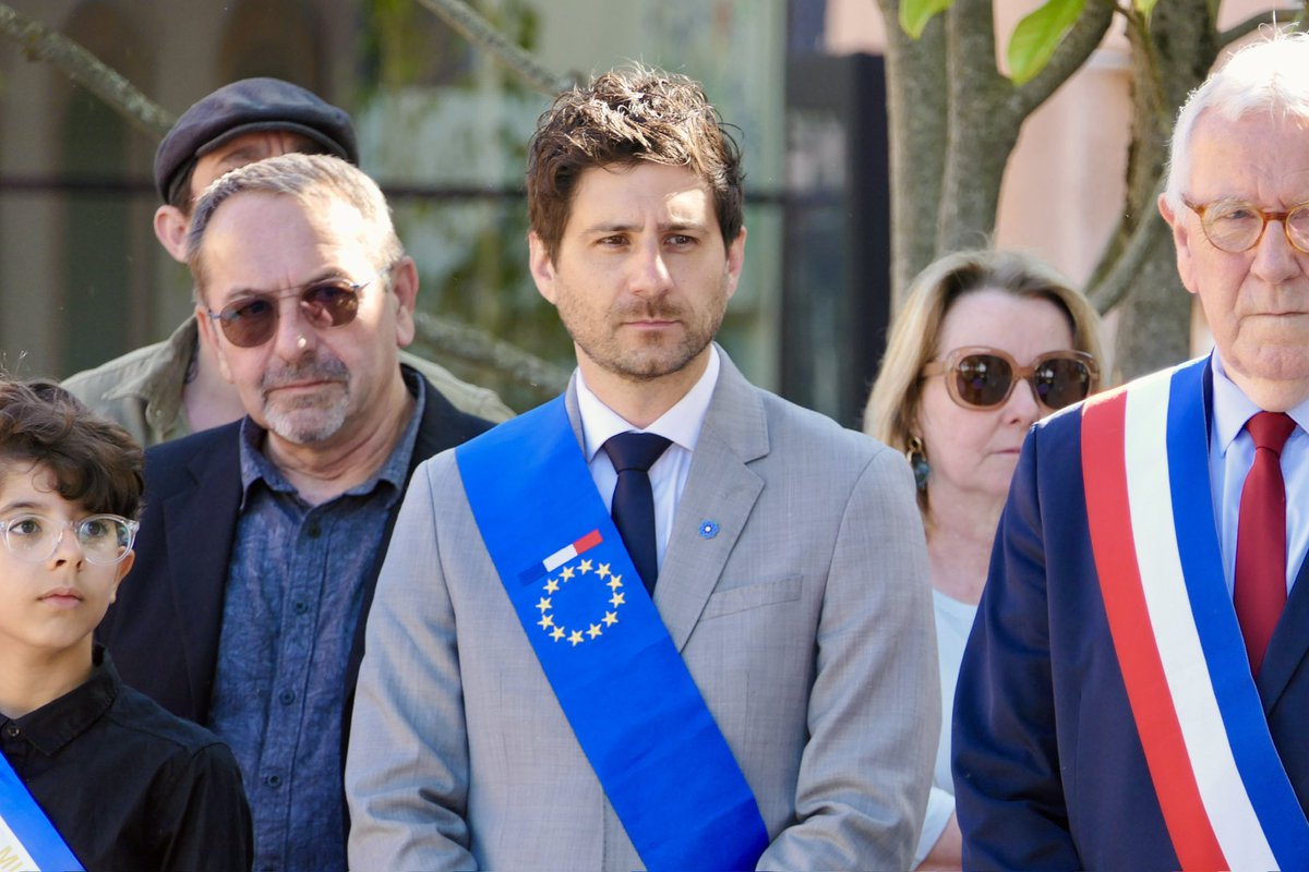 JLeonardelli_'s tweet photo. 🇫🇷 Première étape commémorative ce matin à Fenouillet à l’occasion du 8 mai 1945, afin de rendre un hommage sincère à ceux qui ont combattu pour que la France demeure libre et fidèle à son histoire. https://t.co/gLKEdlekzl