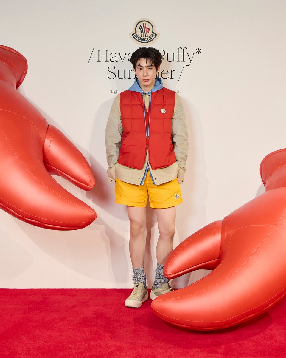 Moncler tweet media