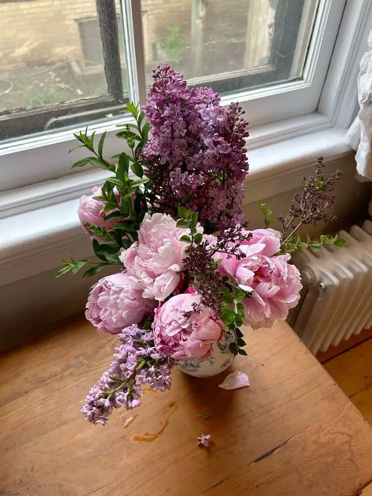 Flowers tweet media