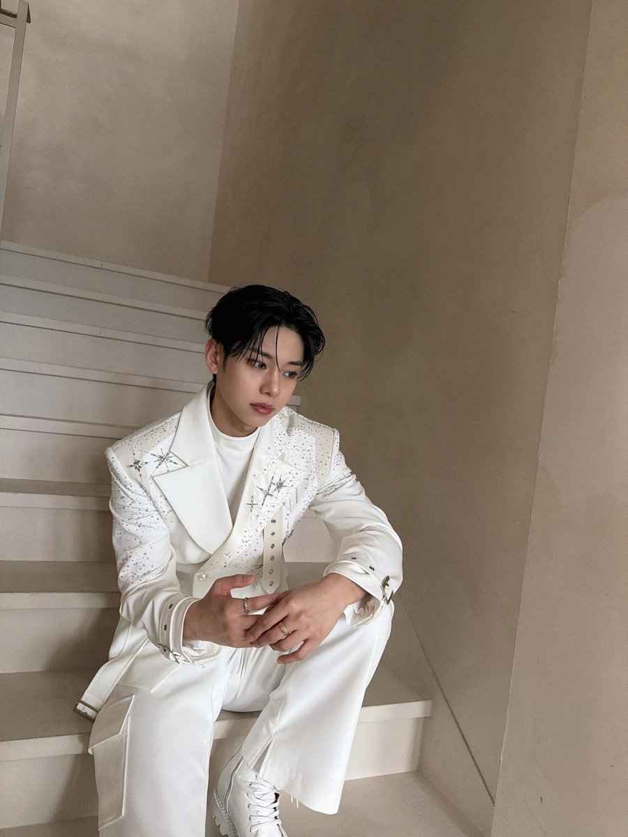 김동현.zip tweet media
