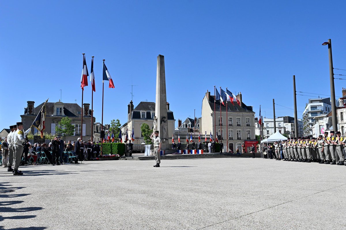 sarthefr's tweet photo. 🇫🇷 Cérémonie commémorative du 81e anniversaire de la victoire du 8 mai 1945, devant le Monument de la Résistance, place Aristide Briand au Mans, en présence d’Olivier Sasso, conseiller départemental, représentant Dominique Le Mèner, Président du Conseil départemental de la Sarthe.