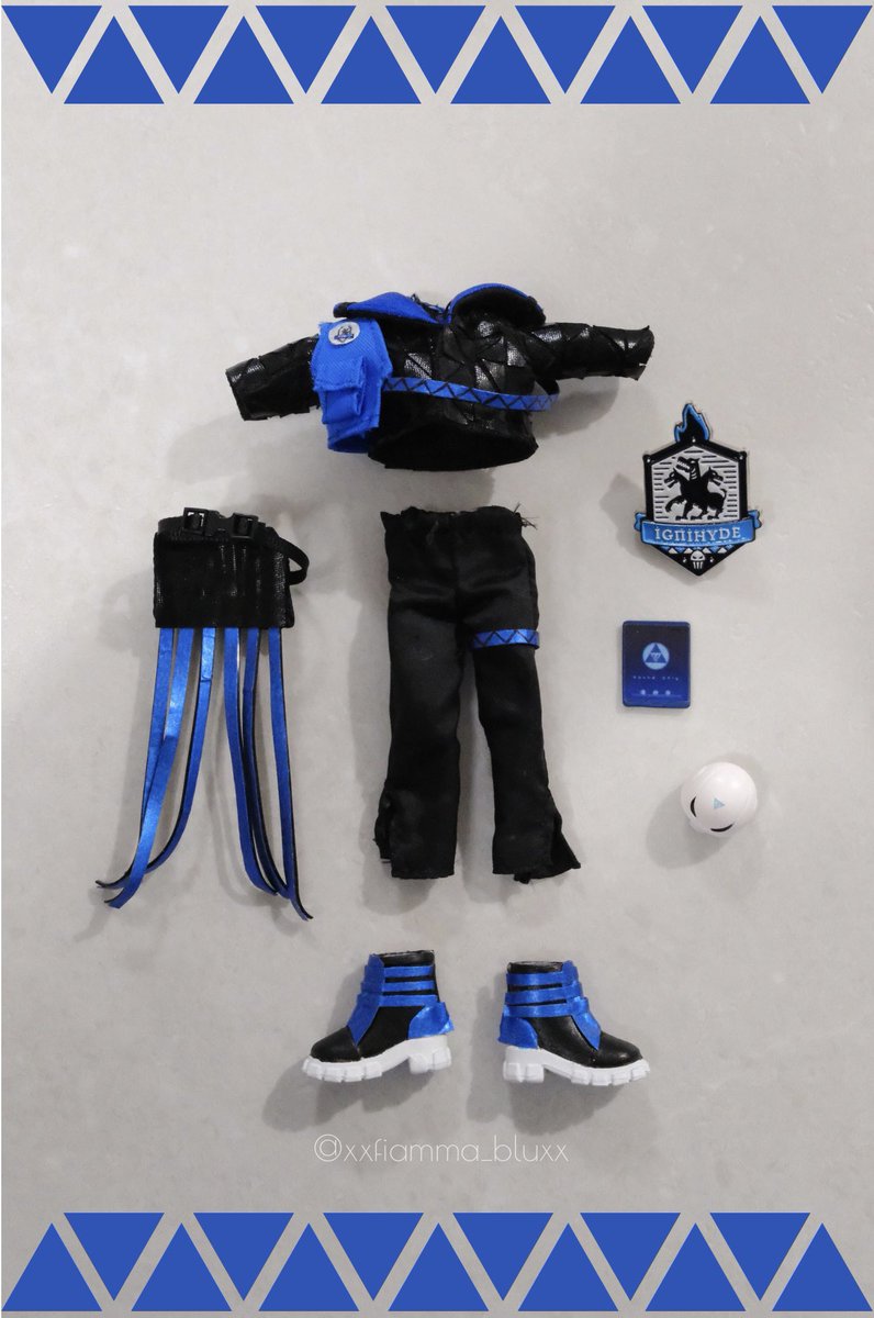 💀イデア寮長服💙

ボンボニ→侍→所長代理に続き、小さい服4作目で納得いくものができました✌️
細部まで頑張ったので見てくれ‼︎‼︎

#twstドール部
#ツイステドール部