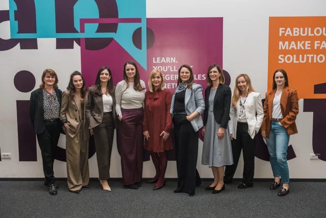 SveucilisteZG's tweet photo. 🎊 Svečano proglašenje 𝐈𝐧𝐳̌𝐞𝐧𝐣𝐞𝐫𝐤𝐞 𝐠𝐨𝐝𝐢𝐧𝐞 2026. održat će se u zgradi #SEECEL-a u okviru Njemačko-hrvatskog gospodarskog foruma u utorak 12. svibnja od 12:00 do 13:30 sati. 👩💻👩🔬👷♀️
📜 Program pregledajte na 🔗👉 https://t.co/tfxPckjREr
#UniZg #mojesveuciliste https://t.co/GrJAsJia7c