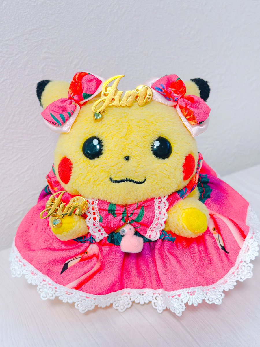 ピンズだからリボンとかスカートに付けれる✌︎