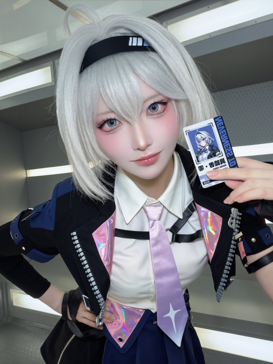 まだまだ沢山のことを見届けないとね🔍
#NTE https://t.co/MwxmaSVRqJ