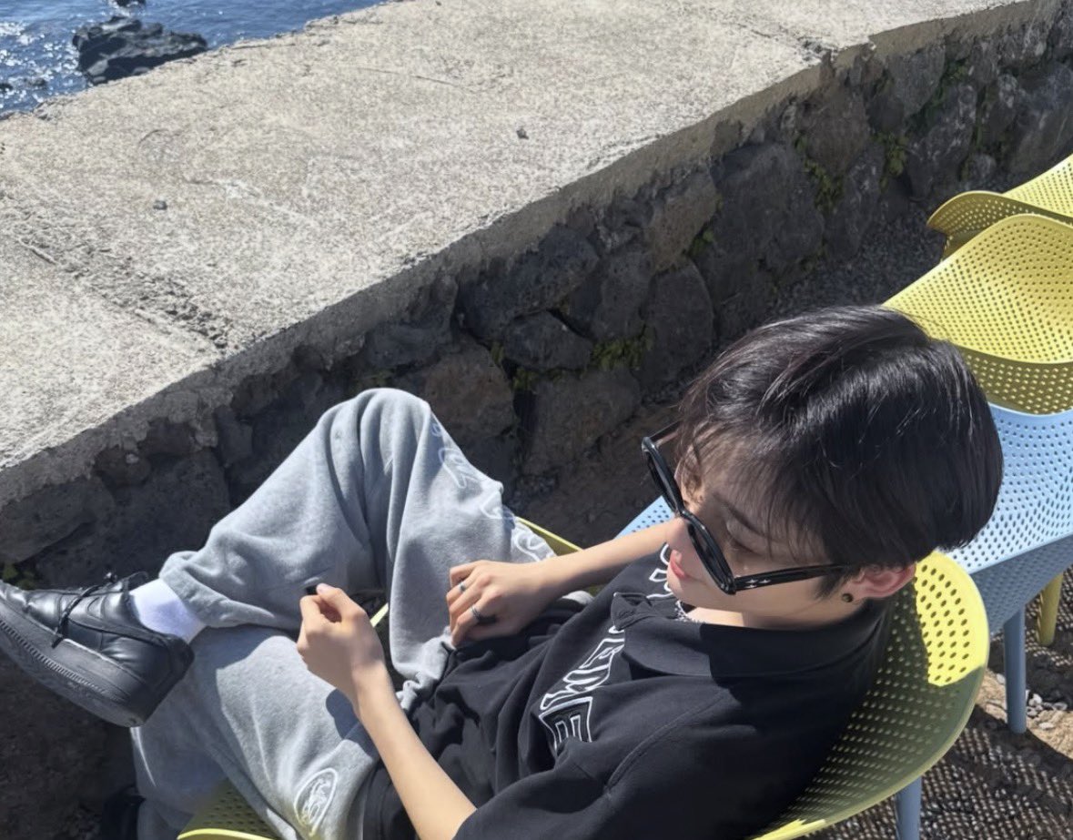 forever_yunseo's tweet photo. 윤서 제주도 갔네!! ♥︎🍊 https://t.co/yQfiMDnwdU