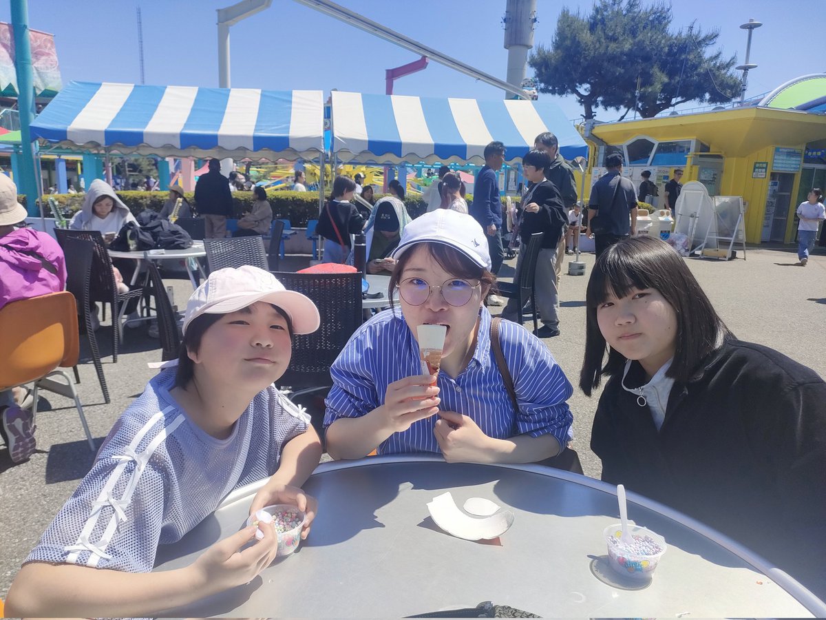 里音 tweet media