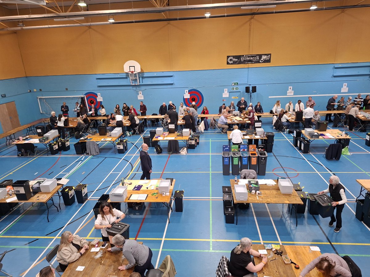 ConwyLdr's tweet photo. Busy day at the Clwyd count at Coleg Cambria today!
#seneddelections https://t.co/ksjIAvtYwp