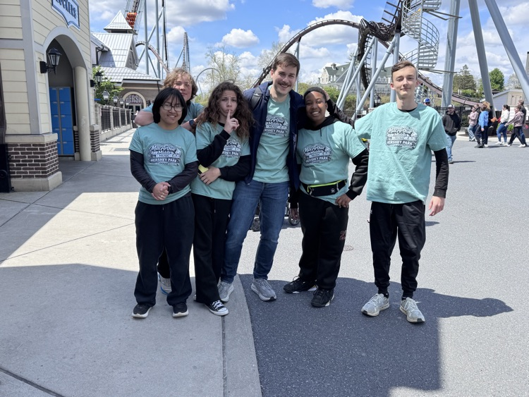 MacArthurAACPS's tweet photo. The MacArthur Music department had a very SWEET time at Hershey Park last Saturday for Music in the Parks. Band, orchestra, &amp; chorus all received 1st place in their categories &amp; a 7th grade chorus student won Best Overall Vocalist for his solo. #aacpsawesome #belonggrowsucceed https://t.co/lwes0DNcqM