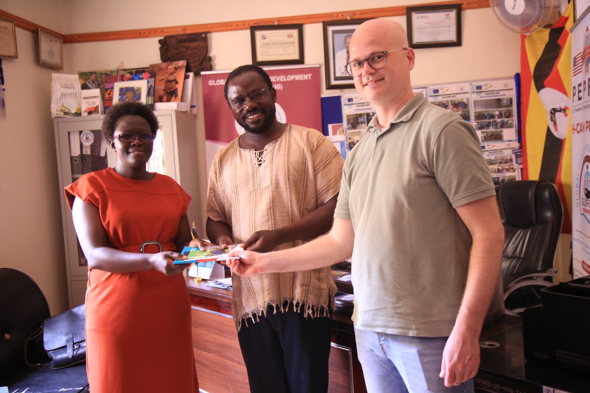gloforduganda's tweet photo. Shoutout to our partners @WoordEnDaad for helping youth &amp; women in Uganda turn that opportunity into real livelihoods

Grateful for every step we take together. #WealthFromWaste #GLOFORDUganda #FeatureFriday https://t.co/Jsg38DVTuX