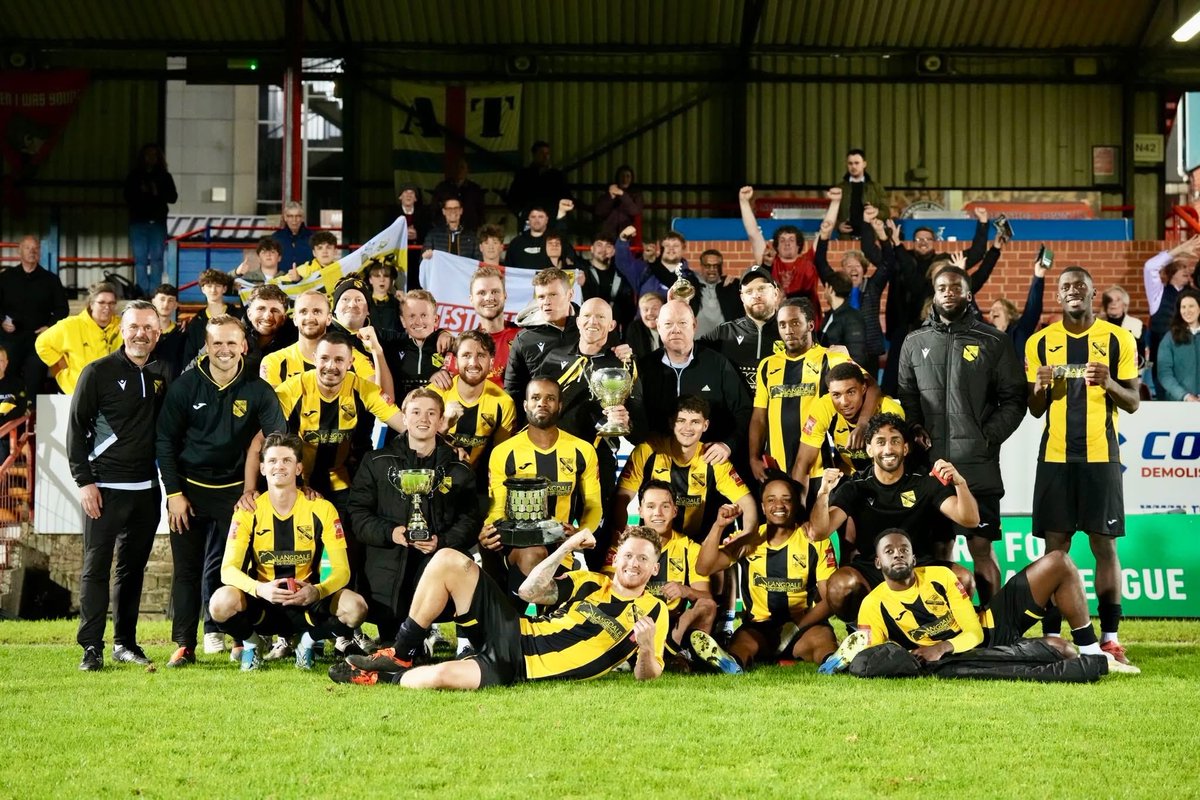 LS4Teamwear's tweet photo. What a week @westfield_fc 

A fantastic run to the play-off final followed by Aldershot Senior Cup success 🏆 

Proud partners 👏🏼 

📸 by @idjbell https://t.co/agSQJOrtQx