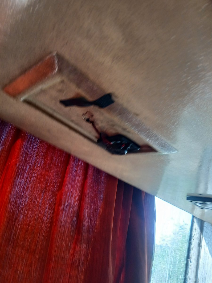 AvtarRaja2's tweet photo. Dear @makemytrip @makemytripcare I have travel on date 04May Ahmedabad to bhopal I have book the tickets AC bus but bus AC not working and mobile charging point not working. This is very bed bus service And I have already complain your Apps but not saficens reply. https://t.co/RUOJO8aiao