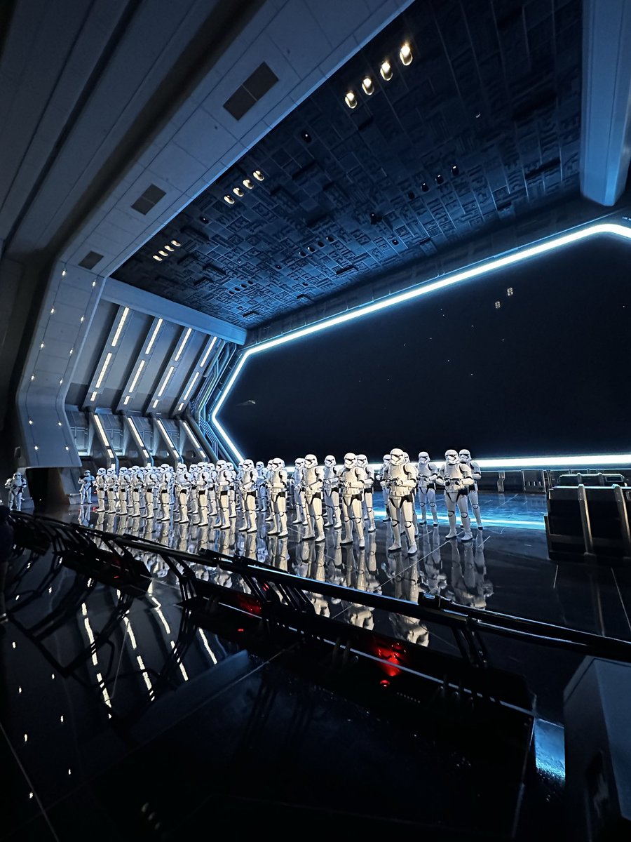 FallenEmpire10's tweet photo. 待ってました！！！
本当に久しぶりの映画館でのスターウォーズ最新作！！
ドラマも全部見たので準備万端！
早くマンドーとグローグーちゃんに会いたい！！

#マンドーグローグー
#スターウォーズ最新作IMAX上映ご招待 https://t.co/rE6s8x0TFe