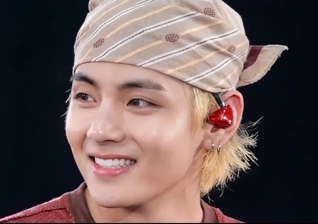 nati 🪭 VAI VER O BTS tweet media