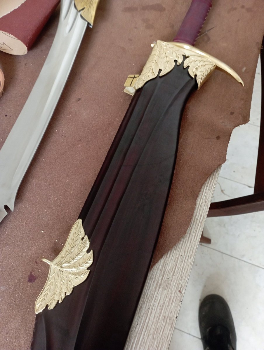 Arann Reichhardt Swordsmith tweet media
