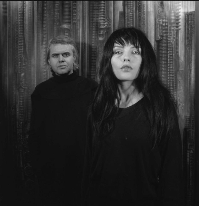 TheExtremeMusi1's tweet photo. H.R. Giger and Debbie Harry (1981) https://t.co/GU0UjH8tTR