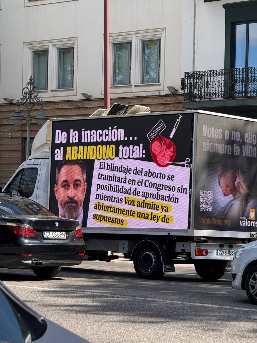 Nostrazone's tweet photo. Los abortorios se están financiando en el Madrid de todos los acentos de @IdiazAyuso (57 ayudas de menos de 3000 euros sólo en Noviembre del año pasado). También en Andalucía, que es donde está tomada la foto. Pero el bocachanclas éste de Hazte Pis, definitivamente, no es trigo limpio. O a lo mejor es un despechado como Espinete o Ortega Smith.
Vox es el único partido que defiende la vida, desde su concepción, hasta la muerte natural.

A esparragar @iarsuaga.