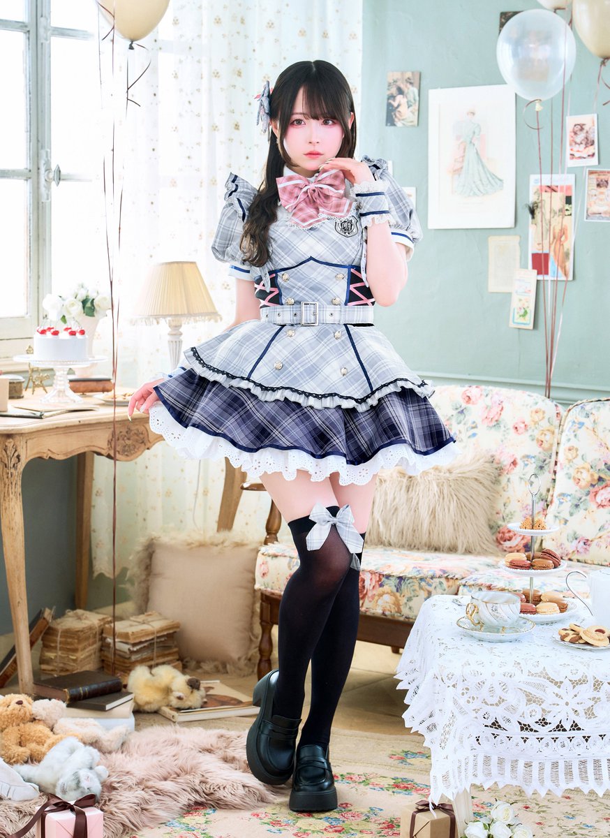 _malymoon's tweet photo. 🩶きゅるりんってしてみて× Malymoon🩶

💼ツインチェックアイドル制服
color : グレー
size : SM / ML
price : ¥19,580(tax in)
model : 島村嬉唄 @uta__0624 

https://t.co/ljjDu5aCIH https://t.co/F2aL6Yoy6o