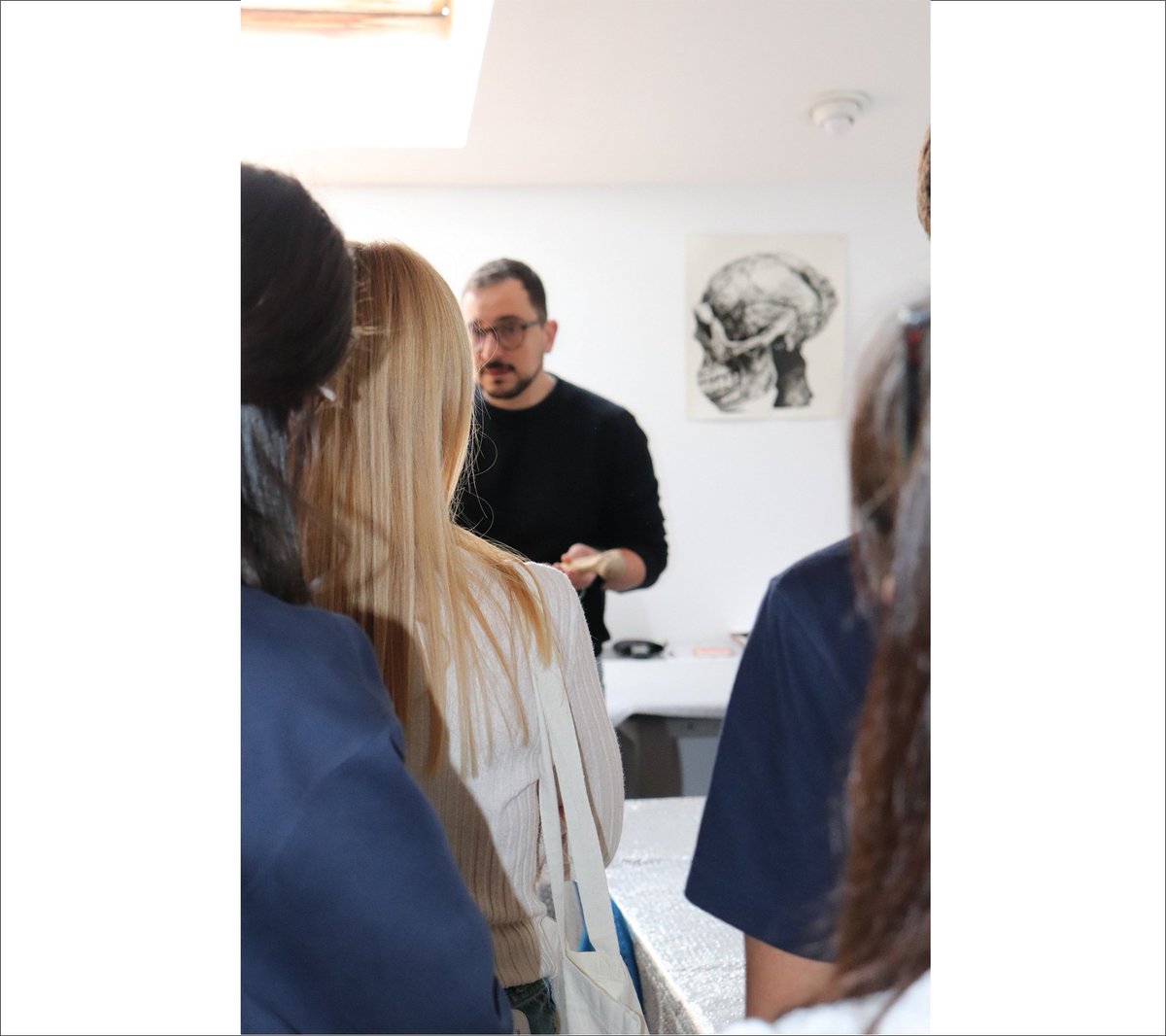 CIAS_UC's tweet photo. No dia 5 de maio um grupo de 11 alunos, do ensino secundário, do Colégio Nossa Senhora da Assunção (CNSA), em Anadia, visitou os Laboratórios do CIAS. Esta atividade foi organizada pelo Instituto de Educação e Cidadania https://t.co/rGwqR2ViUg