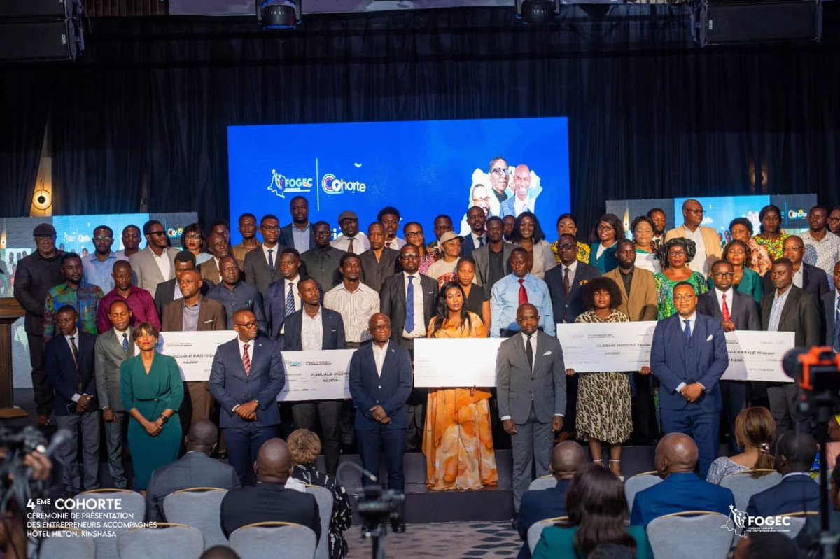 depariam51308's tweet photo. #RDC : Le bilan explosif de la 4ème cohorte @FOGEC !
5,2M$ investis pour 453 MPME à travers 16 provinces.
Grâce au management de @LMunzemba, plus de 4.100 emplois sont créés. La promesse de l’inclusion économique est tenue ! 🇨🇩
#RDC #Business #FOGEC https://t.co/eqognS1ugP