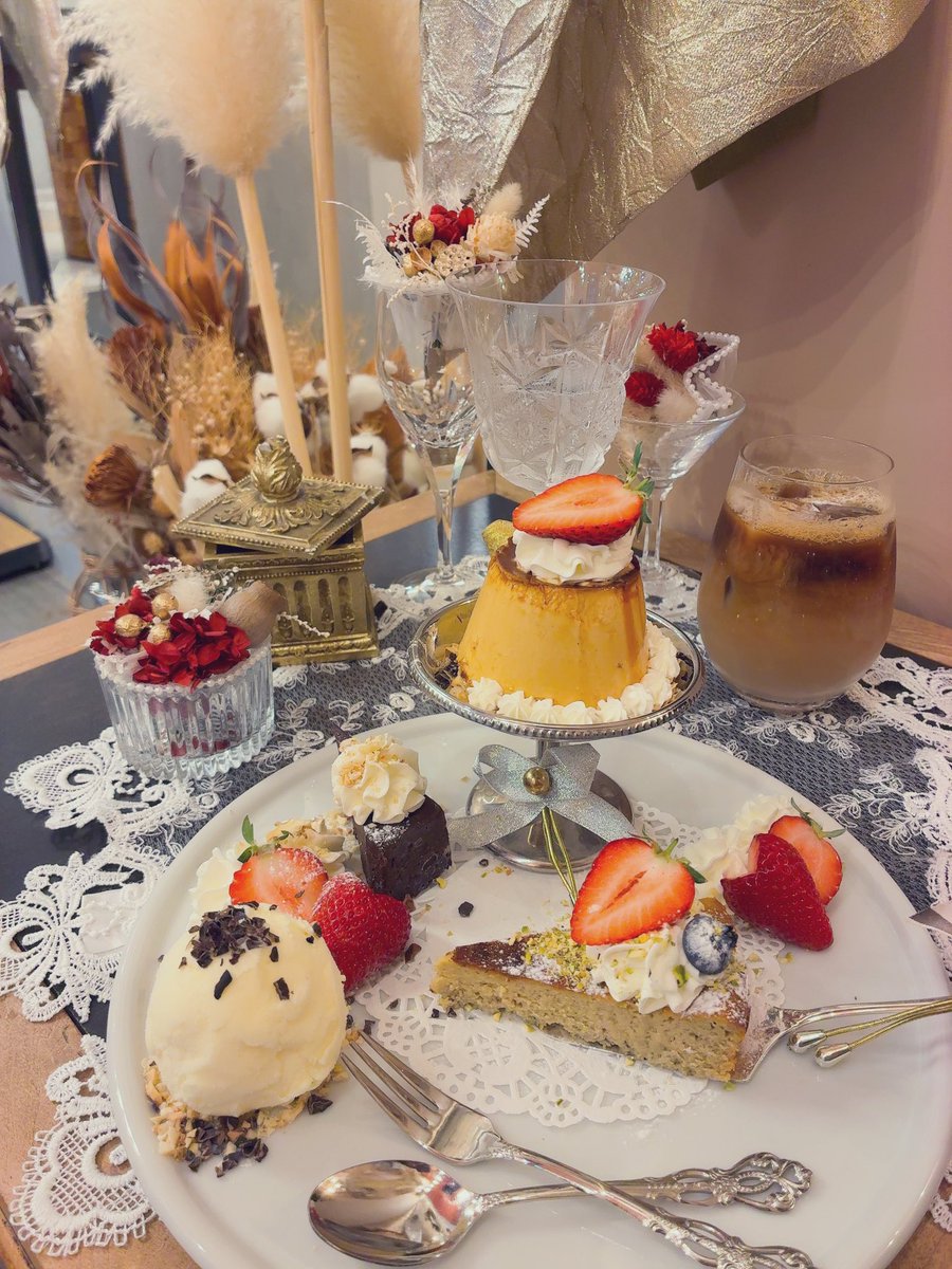 はな🌸🌼🌸e-maid公式 tweet media