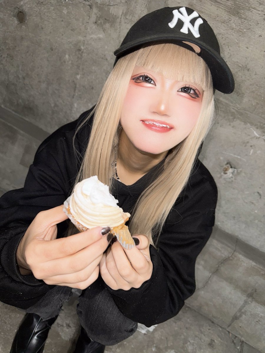 甘いものが食べたい（ ܸʚ̴̶̷̷⩊ʚ̴̶̷̷ ܸ）